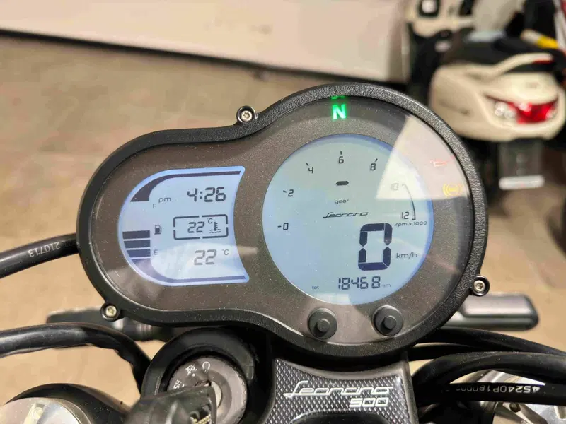 Benelli Leoncino 500 Trail (2021 - 26) (5)