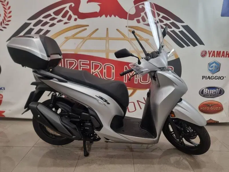 Honda SH 350i GT (2025 - 26) (2)