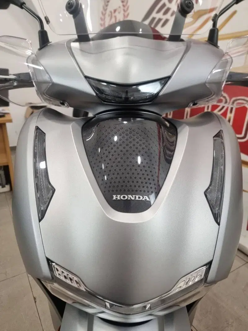 Honda SH 350i GT (2025 - 26) (4)