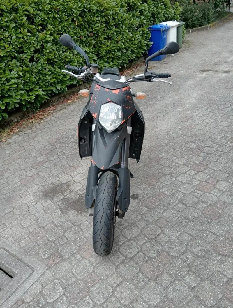 KTM 950 Supermoto (2006 - 08) (4)