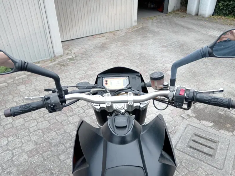 KTM 950 Supermoto (2006 - 08) (5)