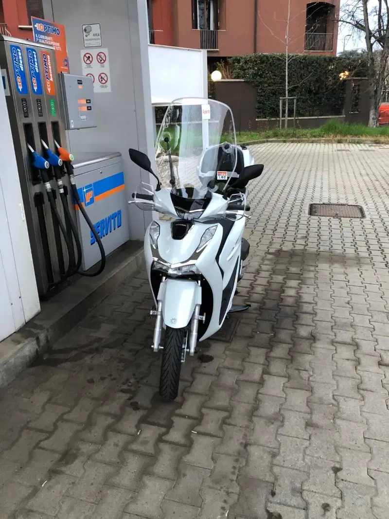 Honda SH 150i (2020 - 23) (2)