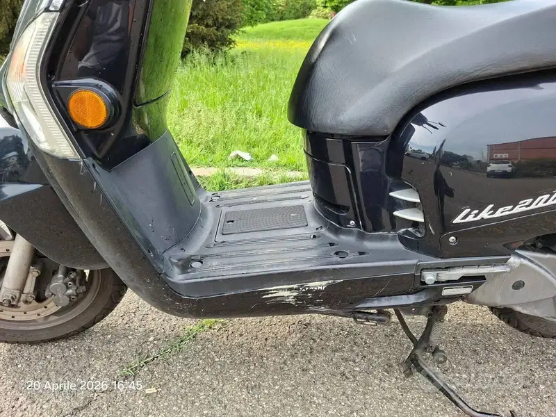 Kymco Like 200i (2009 - 17) (4)