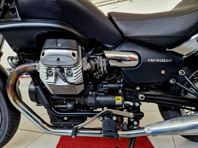 Moto Guzzi Nevada 750 Aquila Nera (2009 - 16) (14)