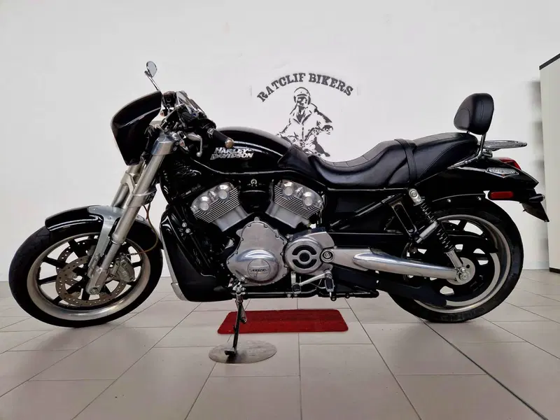 Harley-Davidson 1130 Street Rod (2006 - 07) - VRSCR (4)