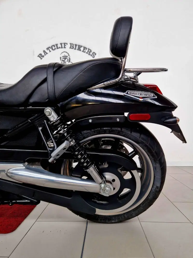 Harley-Davidson 1130 Street Rod (2006 - 07) - VRSCR (11)