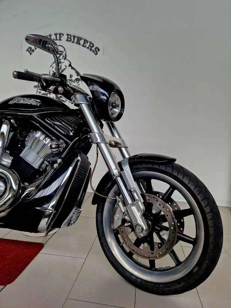 Harley-Davidson 1130 Street Rod (2006 - 07) - VRSCR (19)