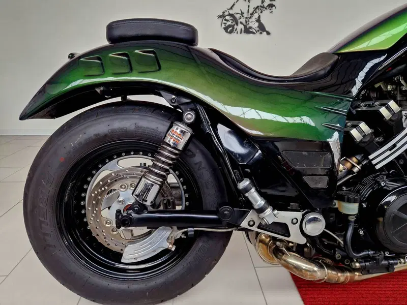 Yamaha V-Max 1200 (11)