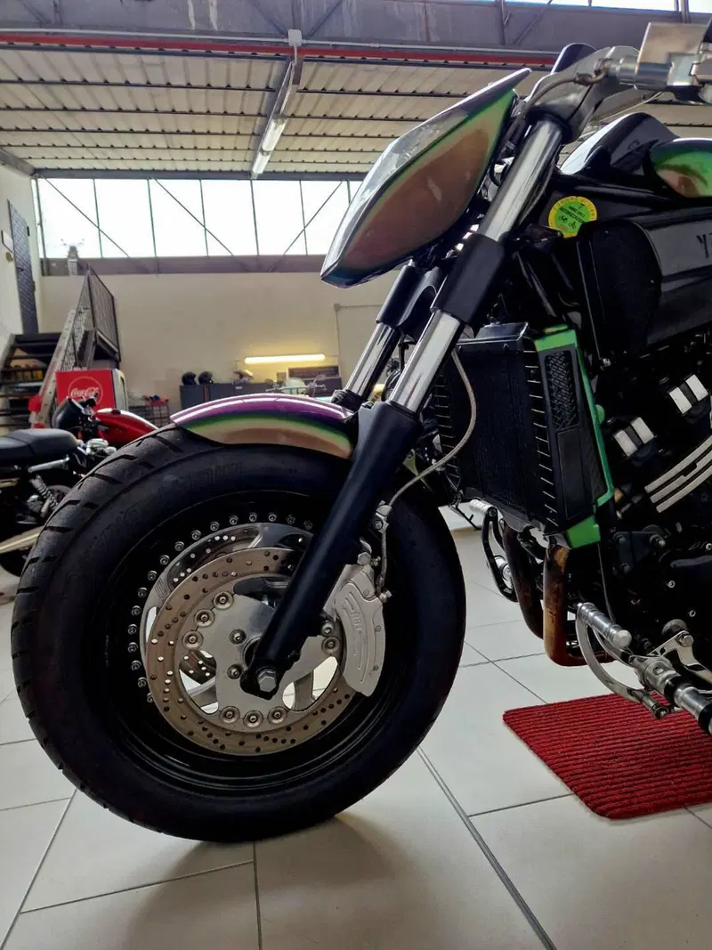 Yamaha V-Max 1200 (17)