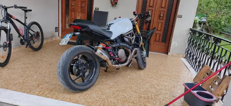 Ducati Monster 1200 S (2014 - 16) (2)