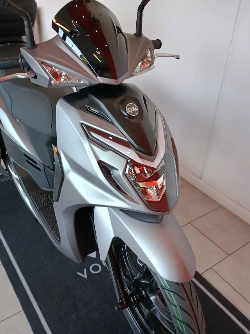 Sym Symphony 125 SR (2026) (12)