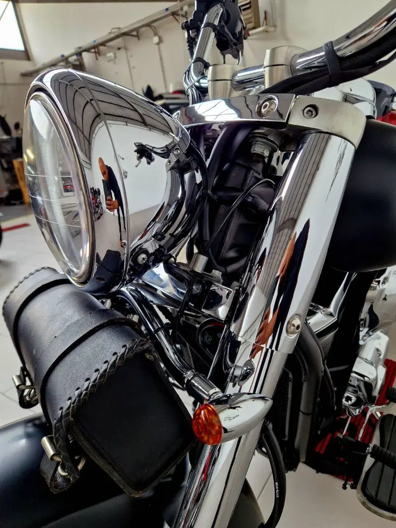 Kawasaki Vulcan VN 1700 Classic ABS (2010 - 12) (10)