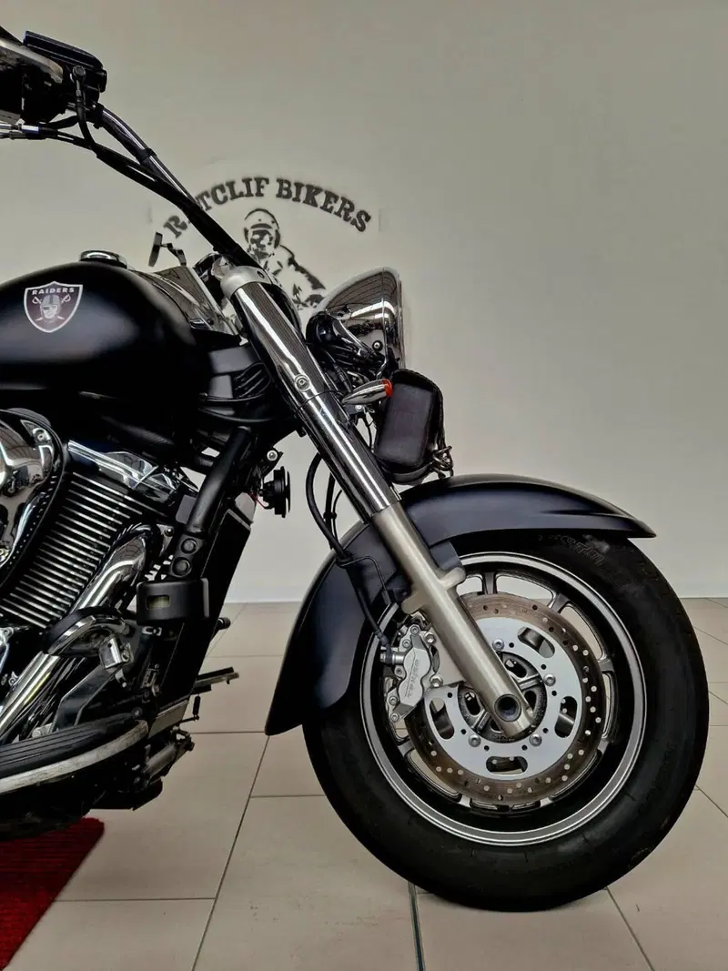 Kawasaki Vulcan VN 1700 Classic ABS (2010 - 12) (15)