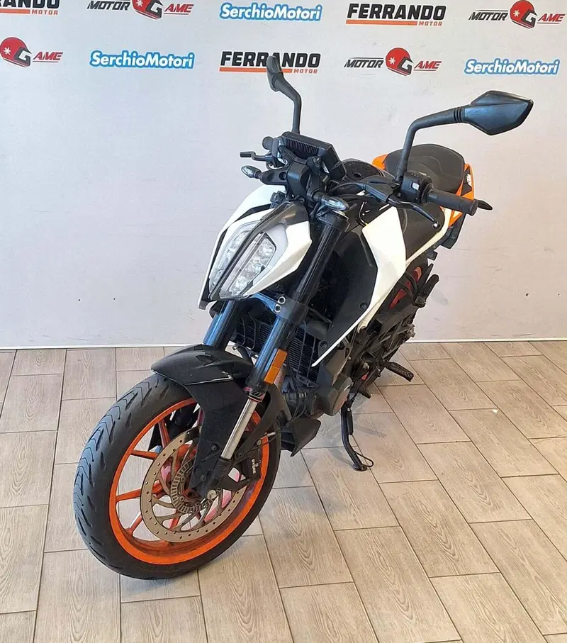 KTM 125 Duke (2024 - 25) (2)