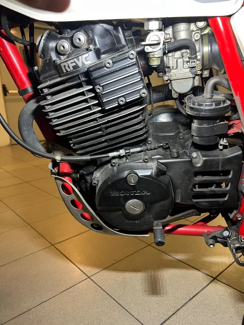 Honda XL 600 R (6)