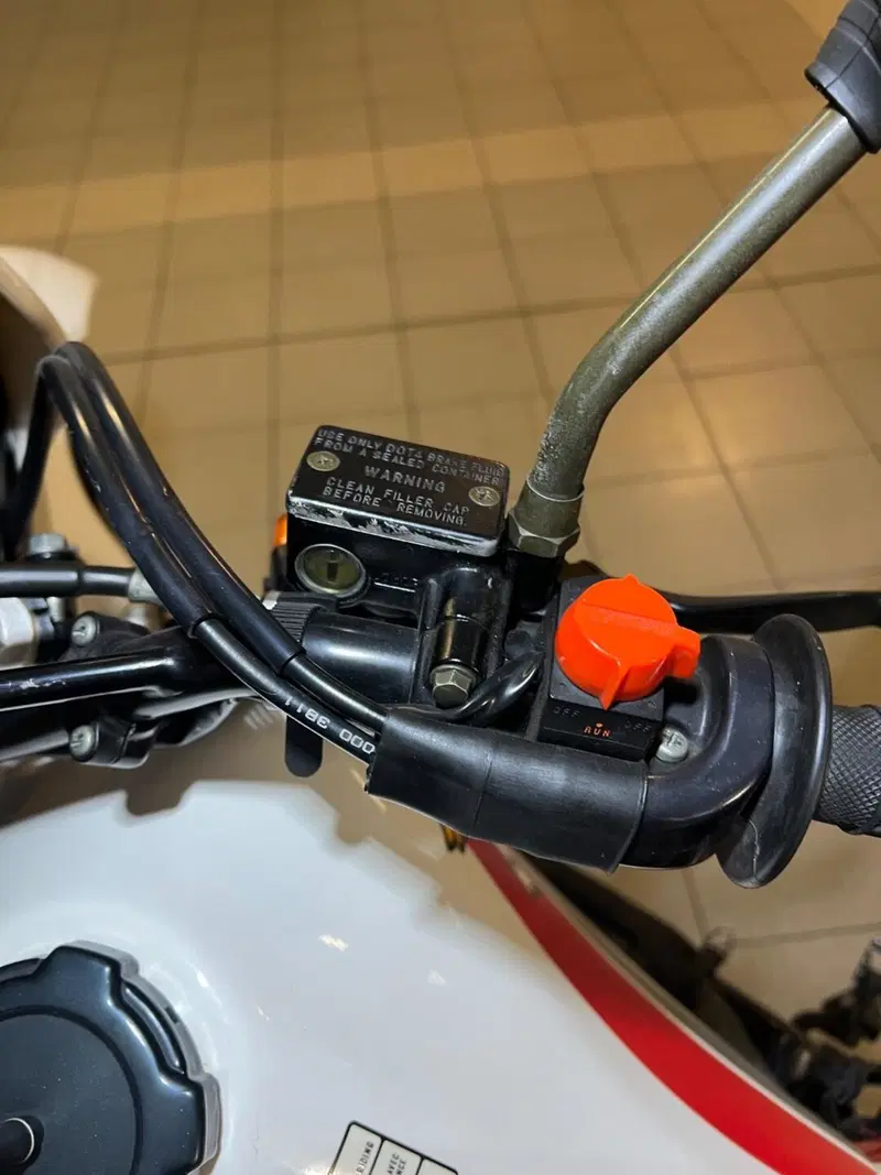 Honda XL 600 R (7)