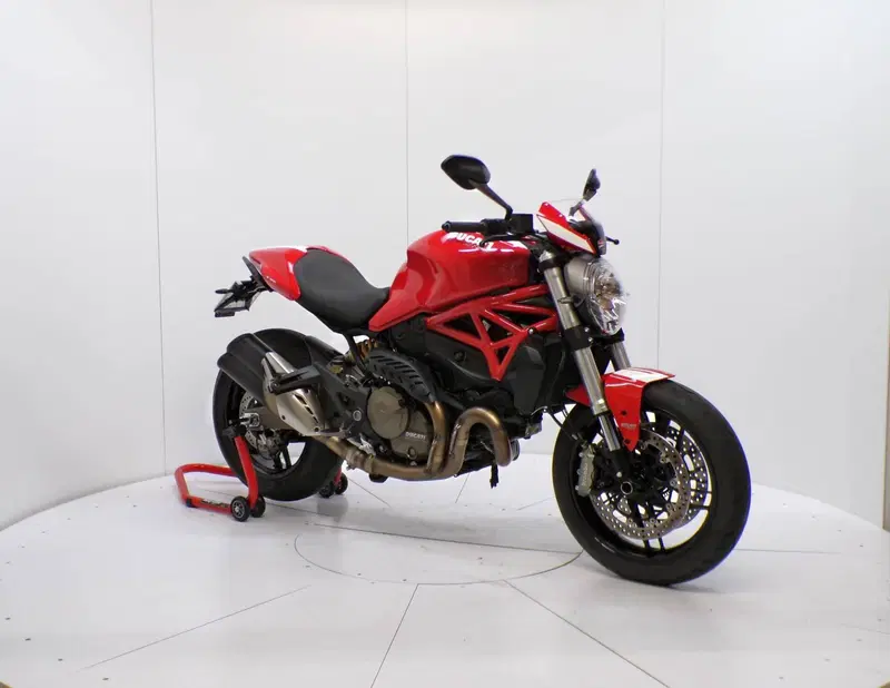Ducati Monster 821 Stripe ABS (2015 - 17) (2)
