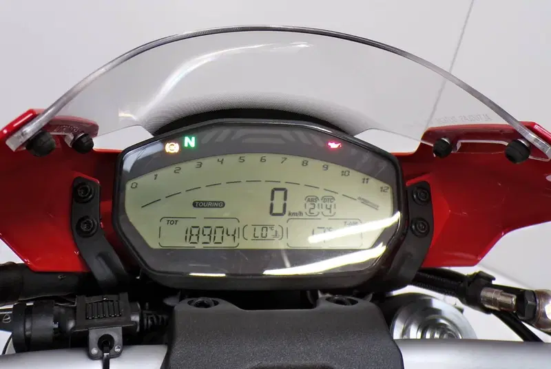 Ducati Monster 821 Stripe ABS (2015 - 17) (13)