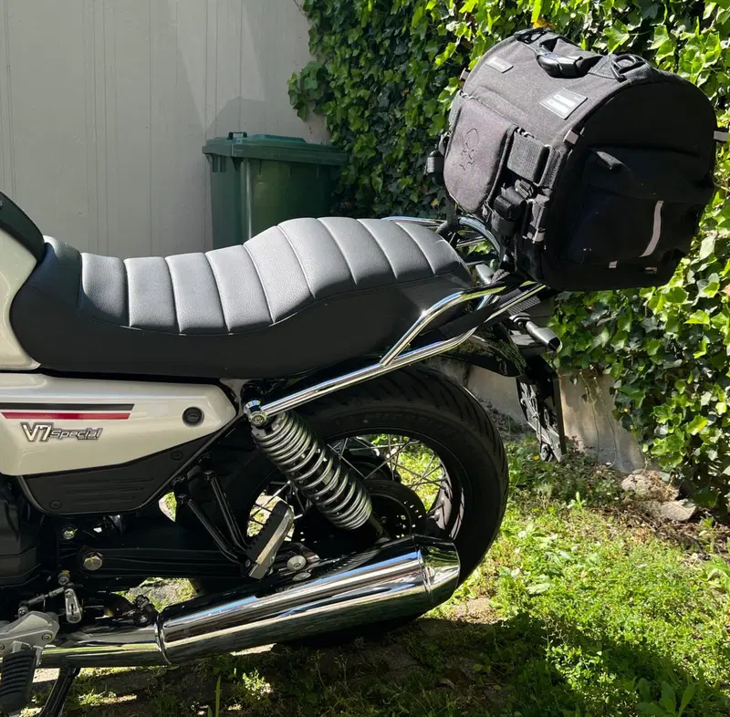 Moto Guzzi V7 Special (2025 - 26) (6)