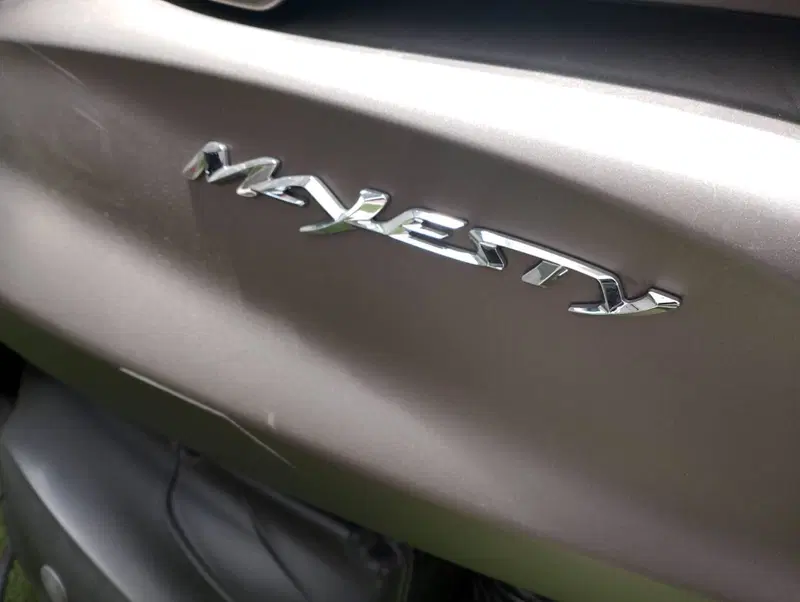 Yamaha Majesty 400 (2009 - 14) (7)
