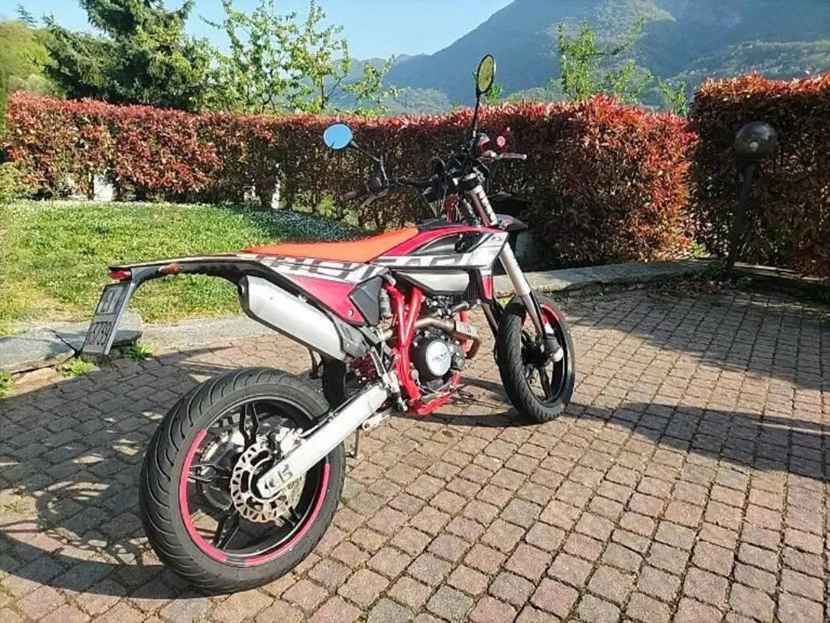 Betamotor RR 125 4T Motard LC (2021 - 23) (4)