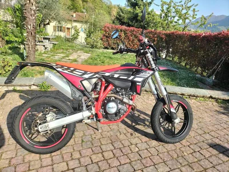 Betamotor RR 125 4T Motard LC (2021 - 23) (6)