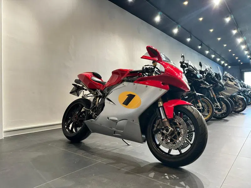 MV Agusta F4 1000 R 1+1 (2006 - 08) (3)