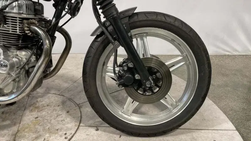 Honda CB 400 Four (5)