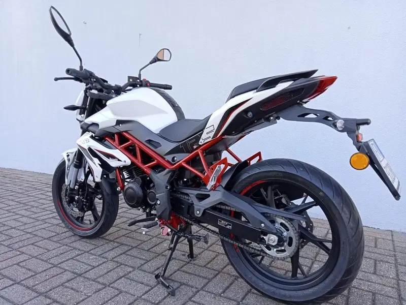 Benelli BN 125 (2026) (5)