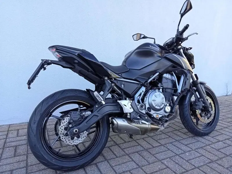 Kawasaki Z 650 (2017 - 19) (4)