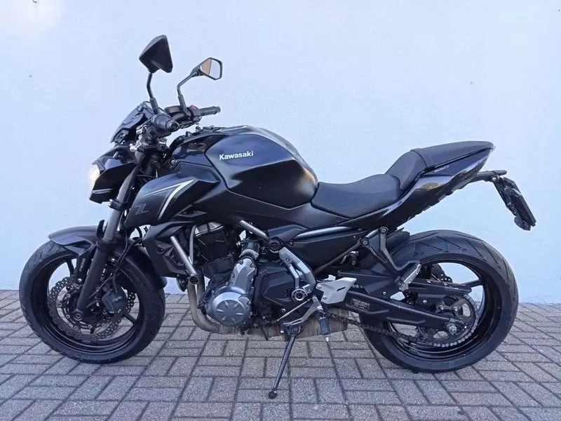 Kawasaki Z 650 (2017 - 19) (5)