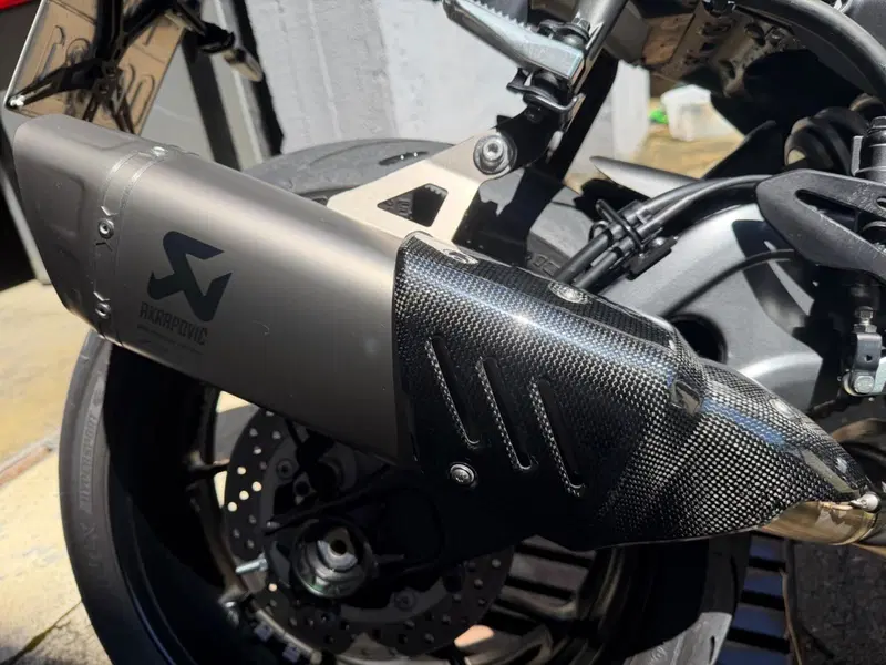 Yamaha YZF R7 (2021 - 25) (5)