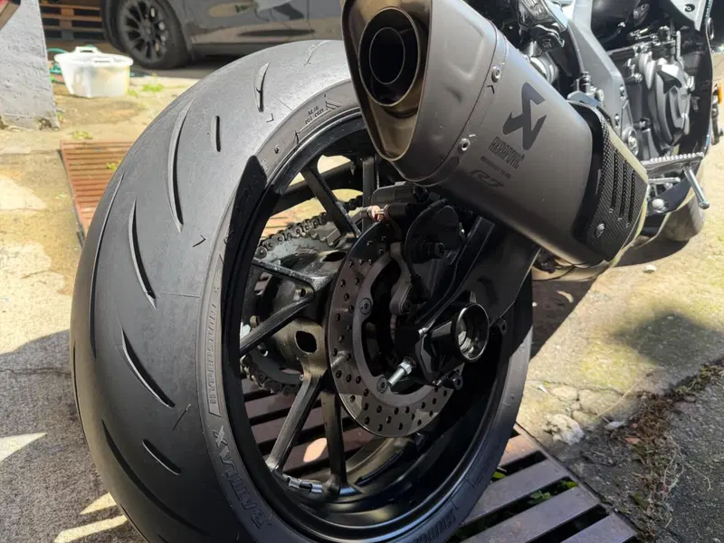 Yamaha YZF R7 (2021 - 25) (3)