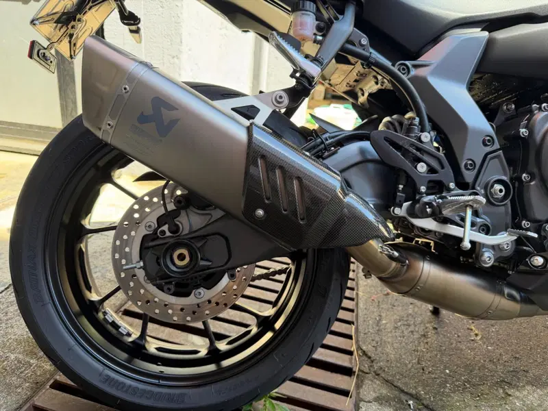 Yamaha YZF R7 (2021 - 25) (14)