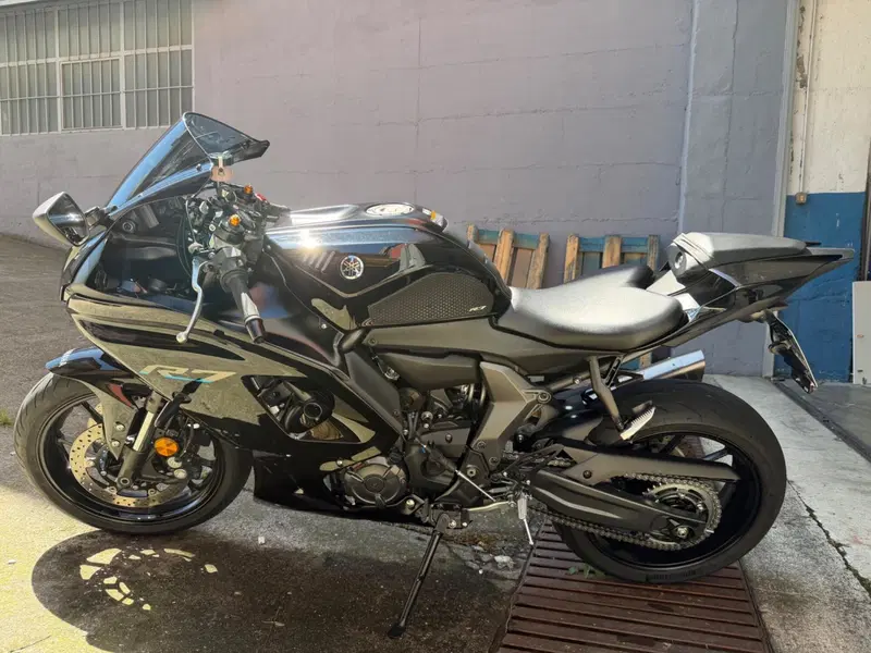 Yamaha YZF R7 (2021 - 25) (15)