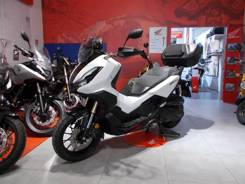 Honda ADV 350 (2022 - 24) (2)
