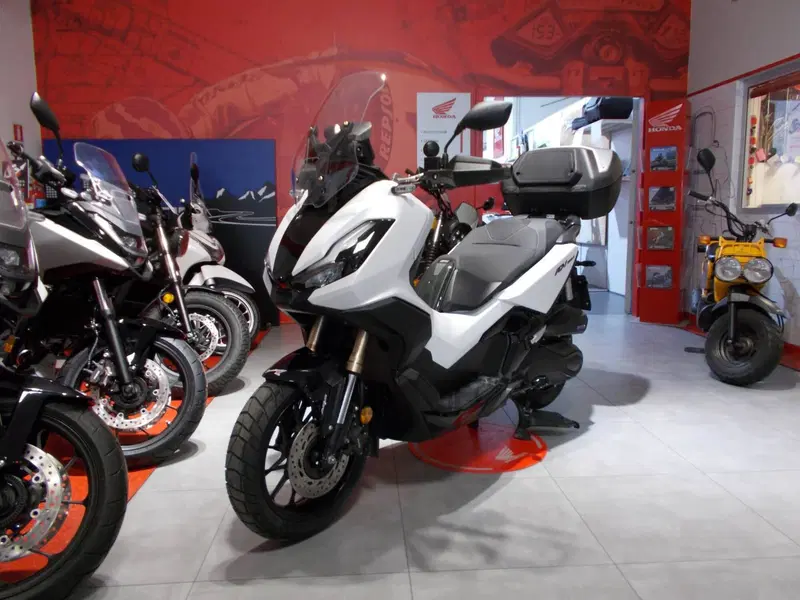 Honda ADV 350 (2022 - 24) (3)