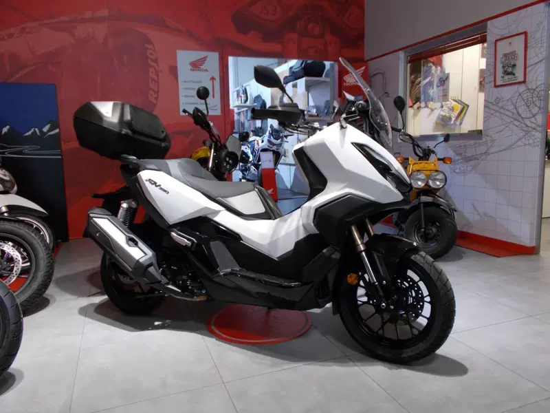 Honda ADV 350 (2022 - 24) (9)