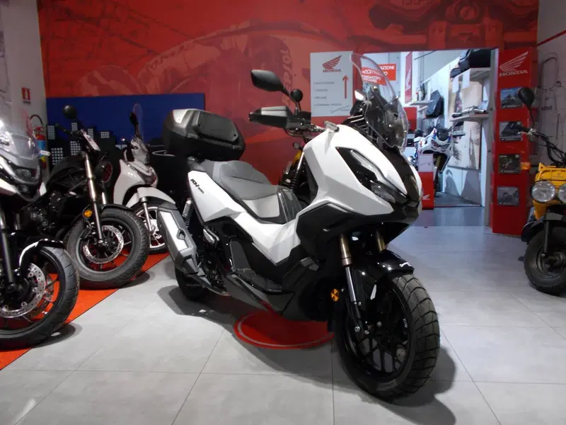 Honda ADV 350 (2022 - 24) (10)
