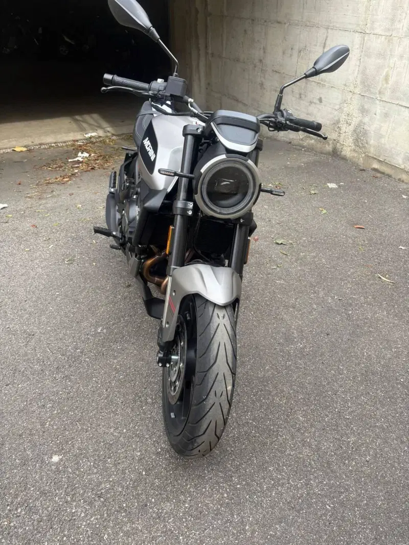 Moto Morini SEIEMMEZZO STR (2022 - 26) (3)