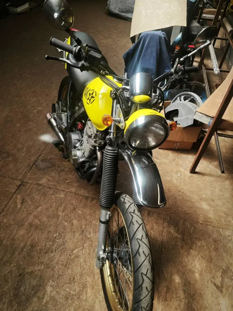 Honda NX 650 Dominator (1991 - 95) (4)