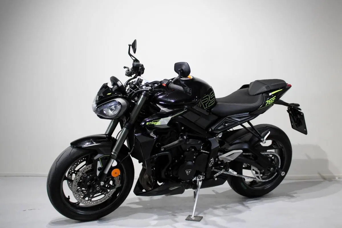 Triumph Street Triple 765 RS (2023 - 26) (3)