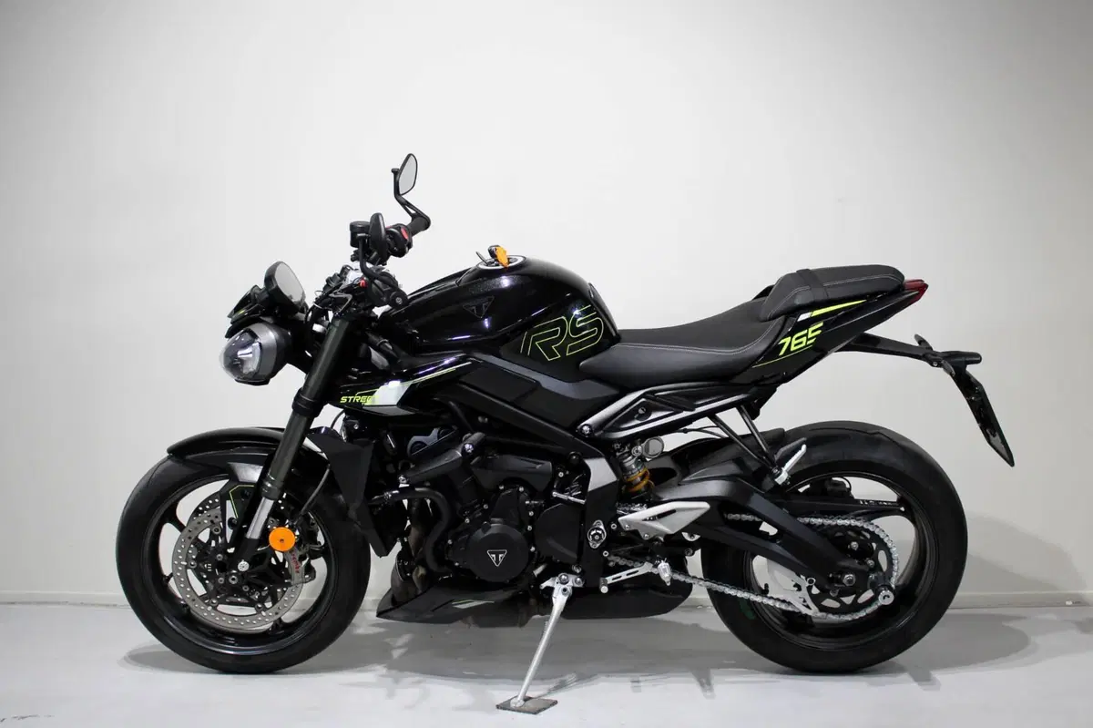 Triumph Street Triple 765 RS (2023 - 26) (4)