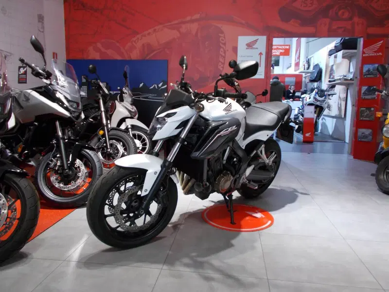 Honda CB 650 F (2017 - 18) (2)