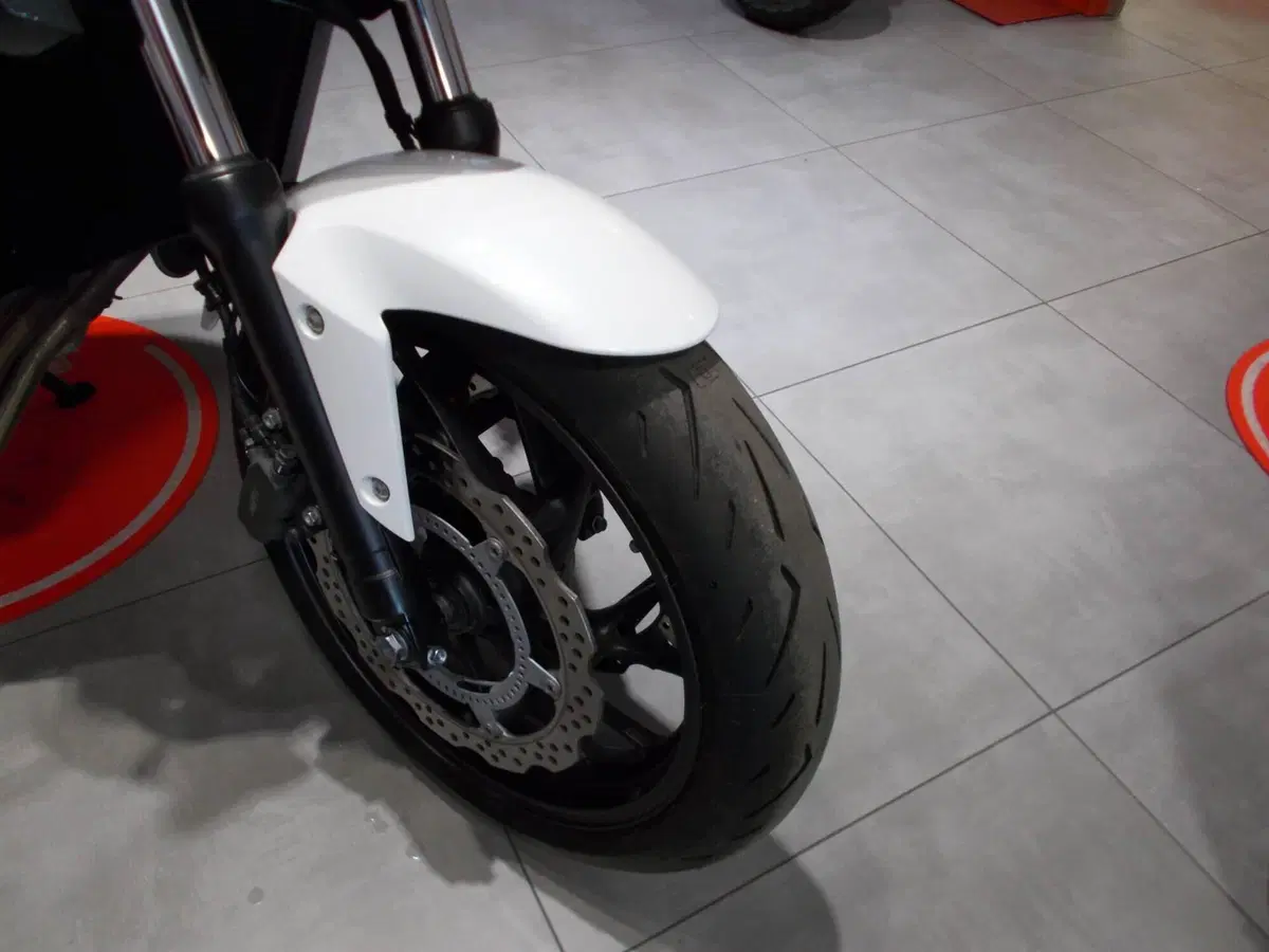 Honda CB 650 F (2017 - 18) (8)