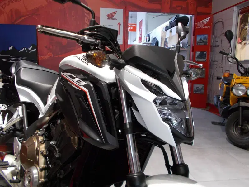 Honda CB 650 F (2017 - 18) (9)