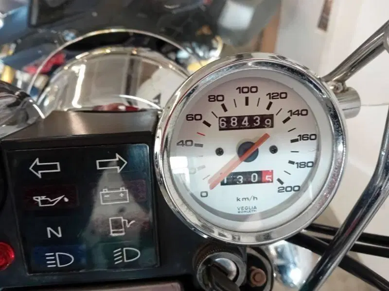 Moto Guzzi Nevada 750 (1992 - 02) (3)