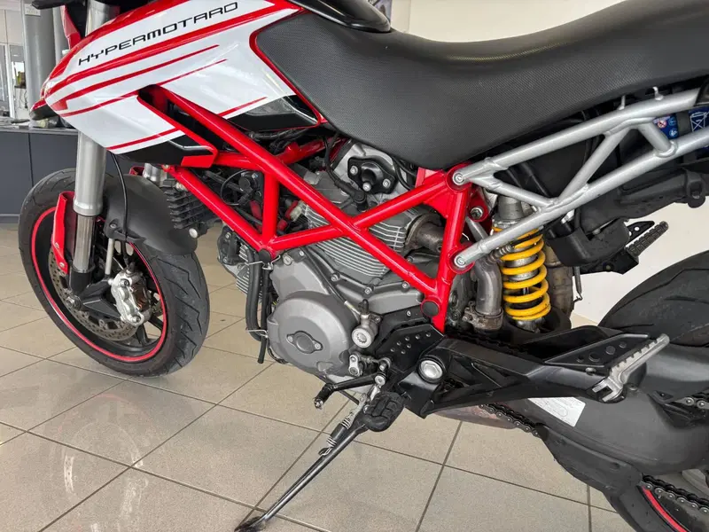 Ducati Hypermotard 796 (2012) (7)