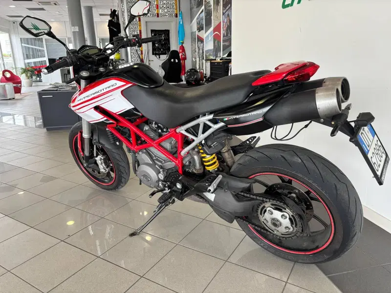 Ducati Hypermotard 796 (2012) (6)