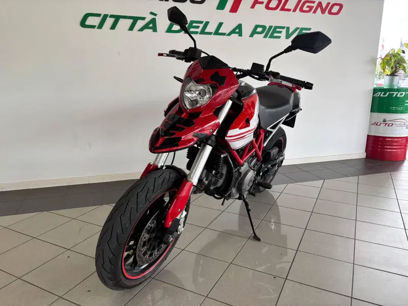Ducati Hypermotard 796 (2012) (2)